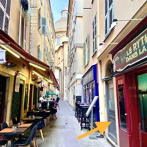 Apartment Papa Riviera - Old Town - 2 Bedrooms, Nizza